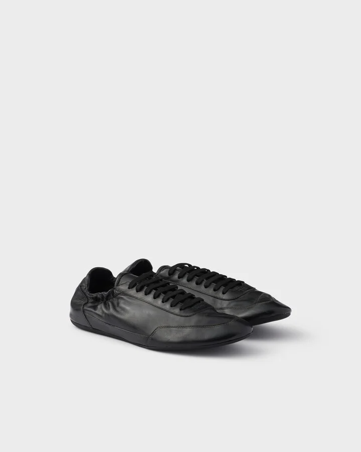 Collapse leather sneakers