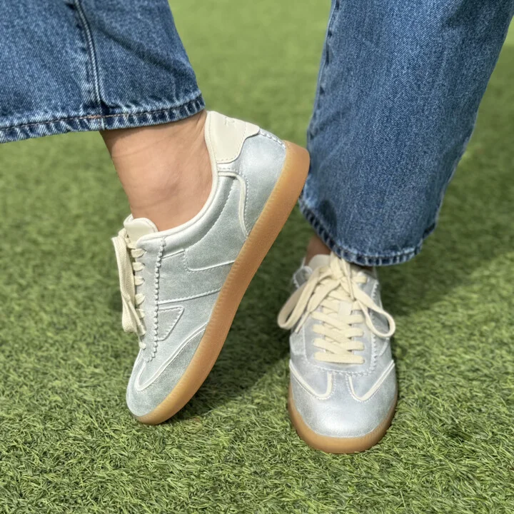 Collins Metallic Leather Lace Up Sneaker - Image 2