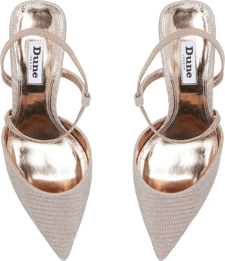 Colombias Pointed Toe Pump - Image 4
