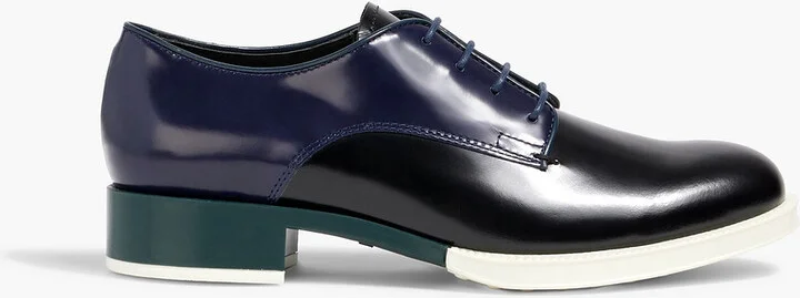 Color-block glossed-leather brogues