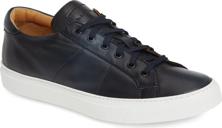 Colton Sneaker