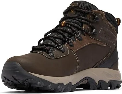 Columbia Newton Ridge Plus II Waterproof Men's Waterproof Boots Cordovan/Squash : 11 E - Wide, Leather/Suede/Synthetic