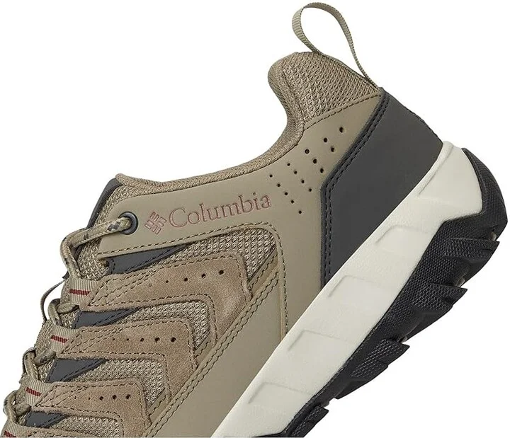 Columbia Strata Trailtm Low Men's Shoes Pebble/Spice : 9.5 E - Wide, Leather - Image 7