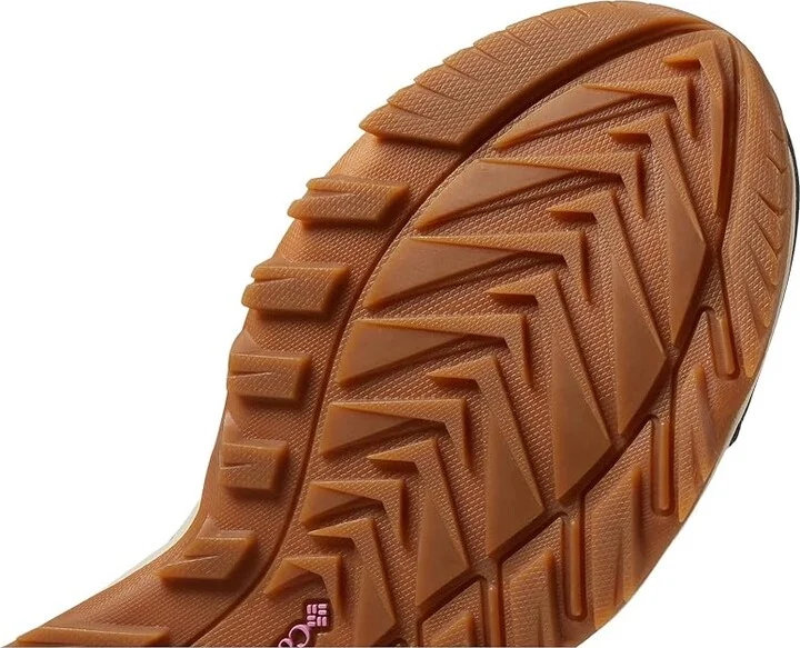 Columbia Strata Trailtm Low Wp Women's Shoes Wet Sand/Berry Patch : 10 D - Wide, Leather - Image 7