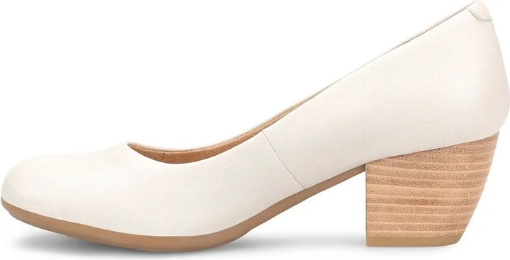 Comfortiva Amora Leather Pump - Image 2