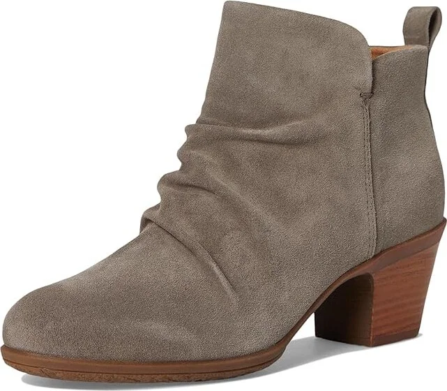 Comfortiva Brandy Women's Boots Taupe : 6 M (B), Rubber/Suede/Textile - Image 5