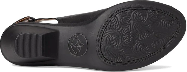Comfortiva Faye Women's 1-2 inch heel Shoes Black Oleoso : 5.5 M (B), Leather/Nubuck/Synthetic - Image 4