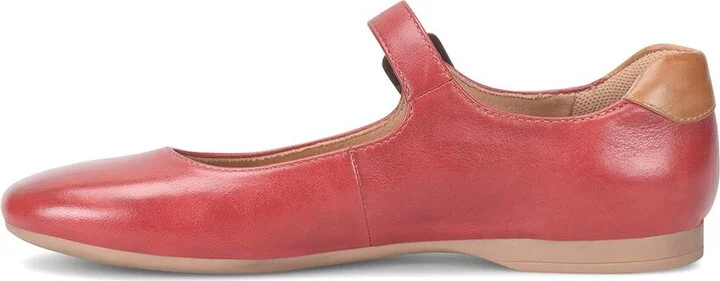 Comfortiva Kaylee Leather Flat - Image 2
