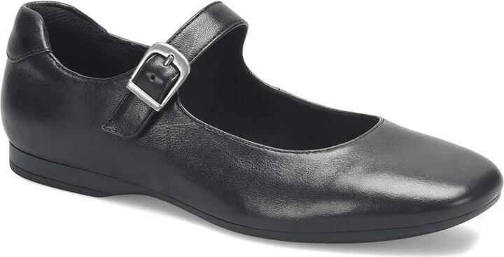 Comfortiva Kaylee Leather Flat