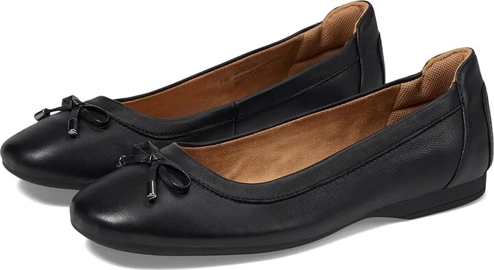 Comfortiva Keegan Women's Flat Shoes Black : 9.5 M (B), Leather
