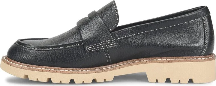 Comfortiva Lakota Leather Flat - Image 2
