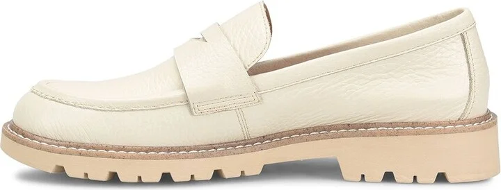 Comfortiva Lakota Leather Flat - Image 2