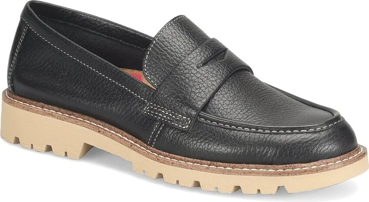 Comfortiva Lakota Leather Flat