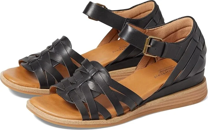 Comfortiva Marina Women's Shoes Black : 7 M (B), Leather