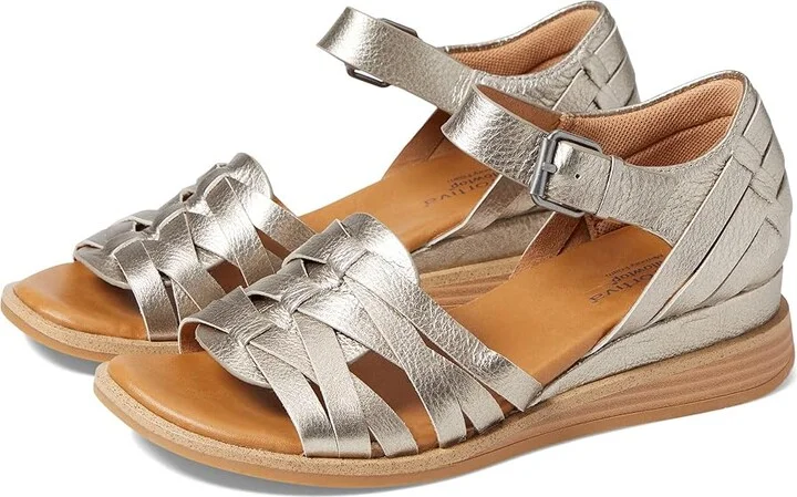 Comfortiva Marina Women's Shoes Grey/Gold : 7 W (D), Leather