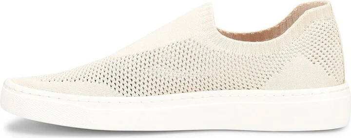 Comfortiva Tai Leather Sneaker - Image 2