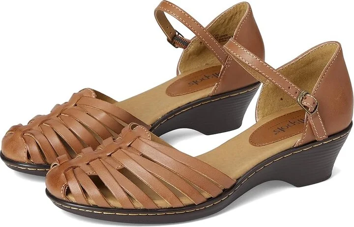 Comfortiva Tatianna - Soft Spots Women's Slip on Shoes Lt. Tan : 5 M (B), Leather