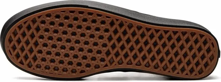 ComfyCush Authentic "Cold Hearted" sneakers - Image 4