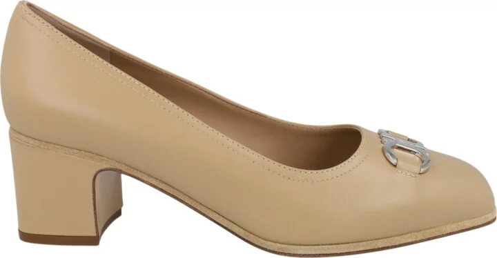 Comiso Leather Pumps