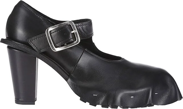 Comme des Garçons Buckled Pumps