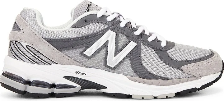COMME des GARCONS HOMME x New Balance 990v6 in White
