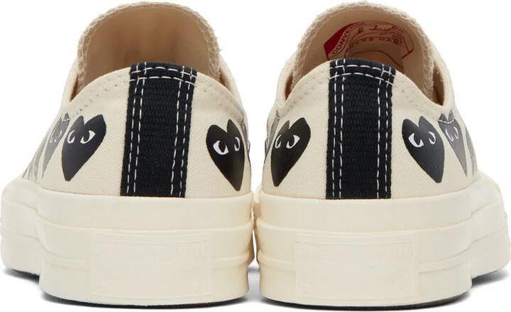 COMME des GARÇONS PLAY Beige Converse Edition Chuck 70 Multi Heart Sneakers - Image 2