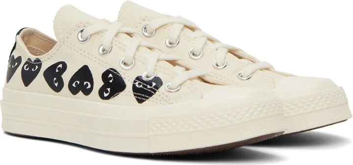 COMME des GARÇONS PLAY Beige Converse Edition Chuck 70 Multi Heart Sneakers - Image 4