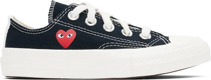 COMME des GARÇONS PLAY Kids Black Converse Edition Chuck 70 OG Single Heart Low Top Sneakers