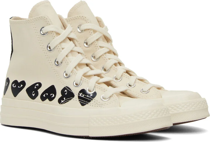 COMME des GARÇONS PLAY Off-White Converse Edition Chuck 70 Multi Heart Sneakers - Image 4