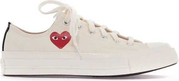 Comme des Garcons Play Round Toe Lace-Up Sneakers