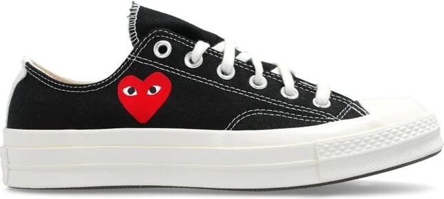 Comme des Garcons Play Round Toe Lace-Up Sneakers