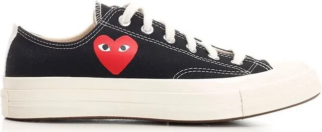 Comme des Garcons Play Round Toe Lace-Up Sneakers