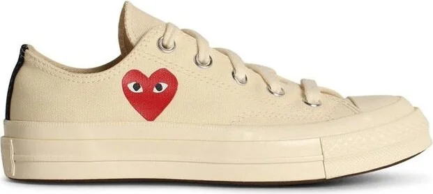 Comme des Garcons Play Round Toe Lace-Up Sneakers