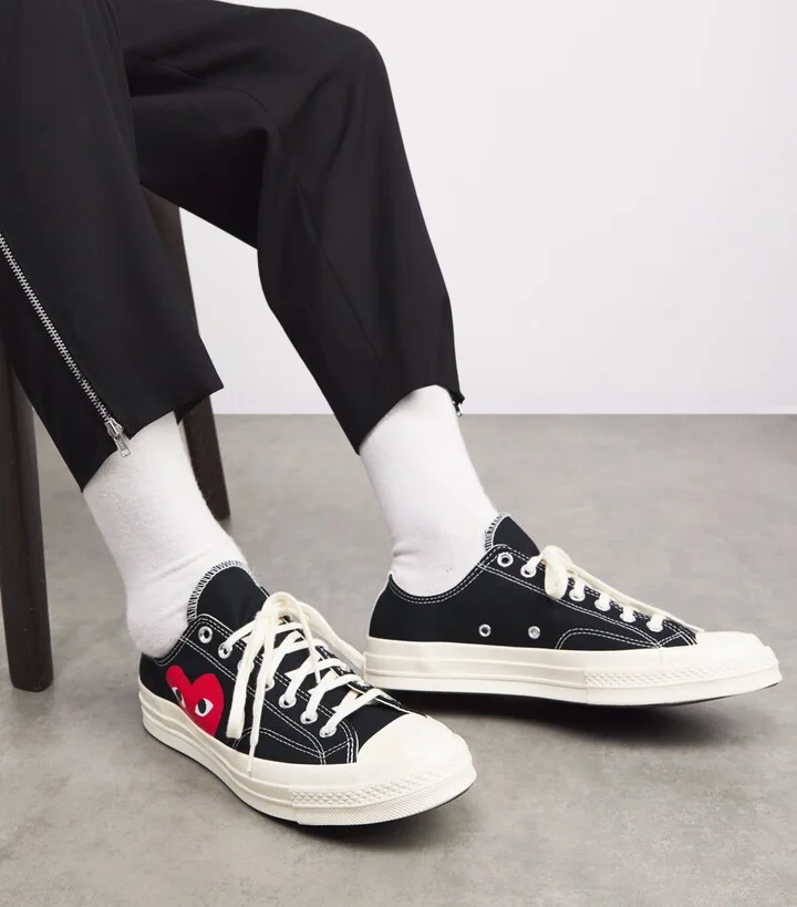Comme Des Garçons Play x Converse Heart Chuck Taylor All Star '70 Low-Top Sneakers - Image 2
