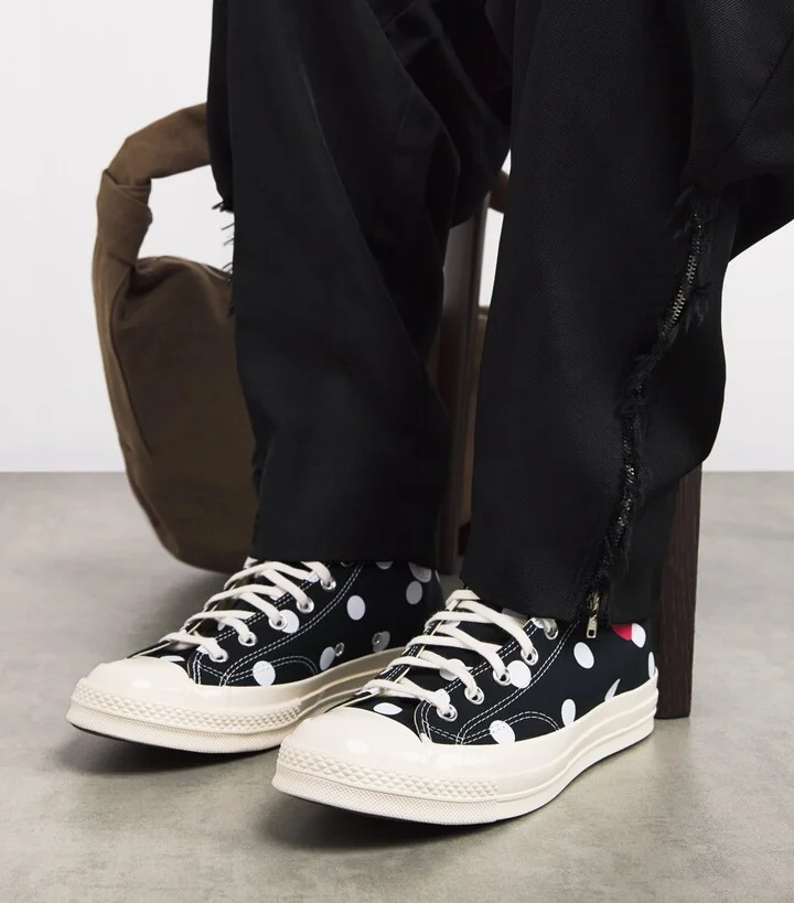 Comme Des Garçons Play x Converse Polka Dot Heart Chuck Taylor All Star '70 High-Top Sneakers - Image 2