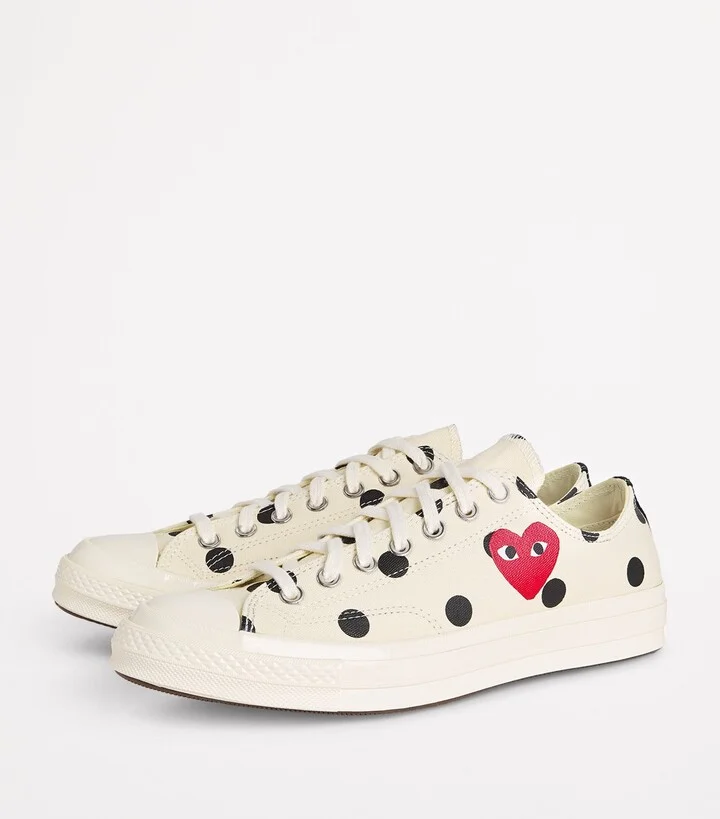 Comme Des Garçons Play x Converse Polka Dot Heart Chuck Taylor All Star '70 Low-Top Sneakers - Image 3
