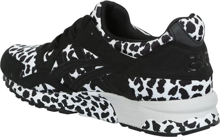 Comme Des Garçons Sneakers - Image 3