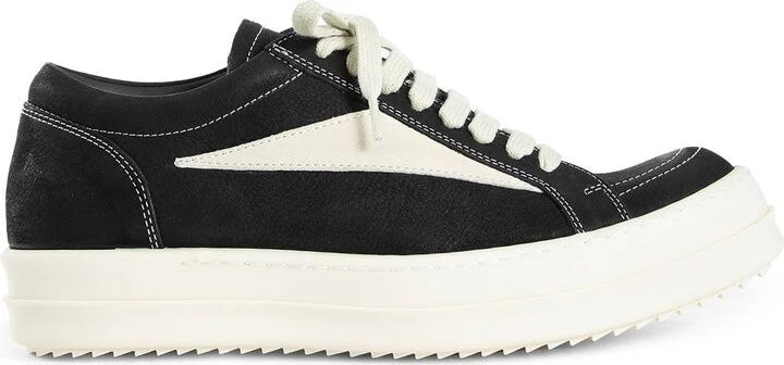 Concordian Vintage Sneaks