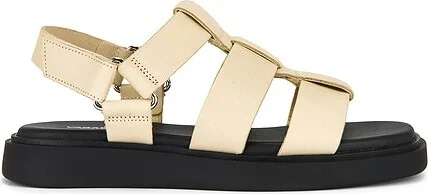 Connie Sandal