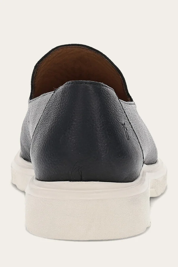 Connor Venetian - Image 7