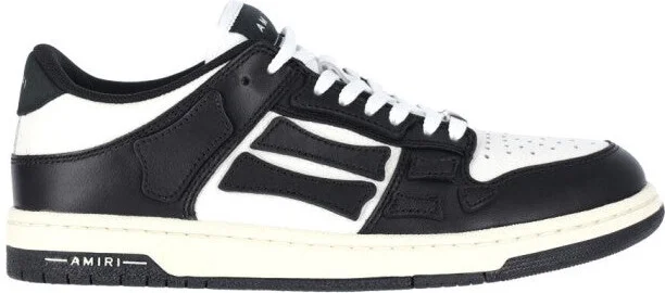 Contemporary Black Sneakers With Elevated Midsole