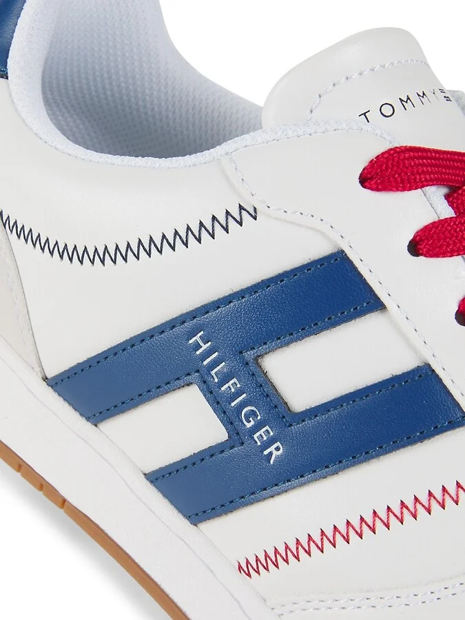 Contrast Lace Low-Top Sneakers - Image 6