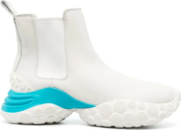 Contrasting-Sole Leather Boots