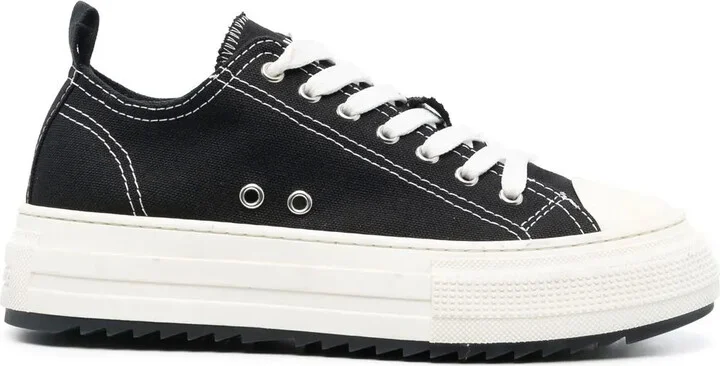 Contrasting-Stitch Detail Low-Top Sneakers