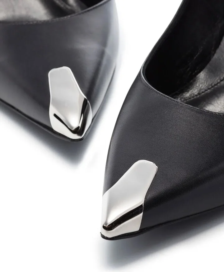 Contrasting-Toe Cap Leather Pumps - Image 4