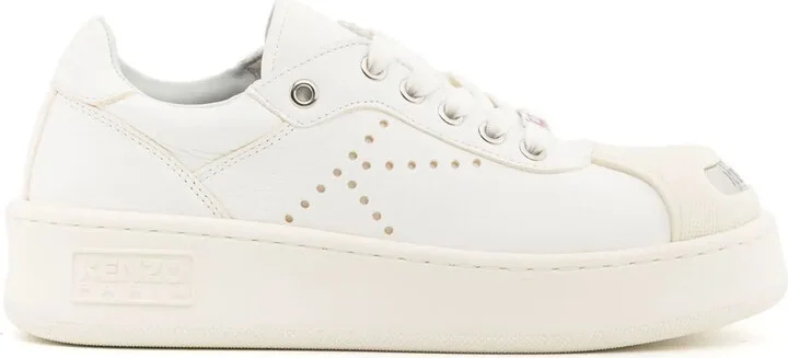 Contrasting-Toecap Low-Top Sneakers