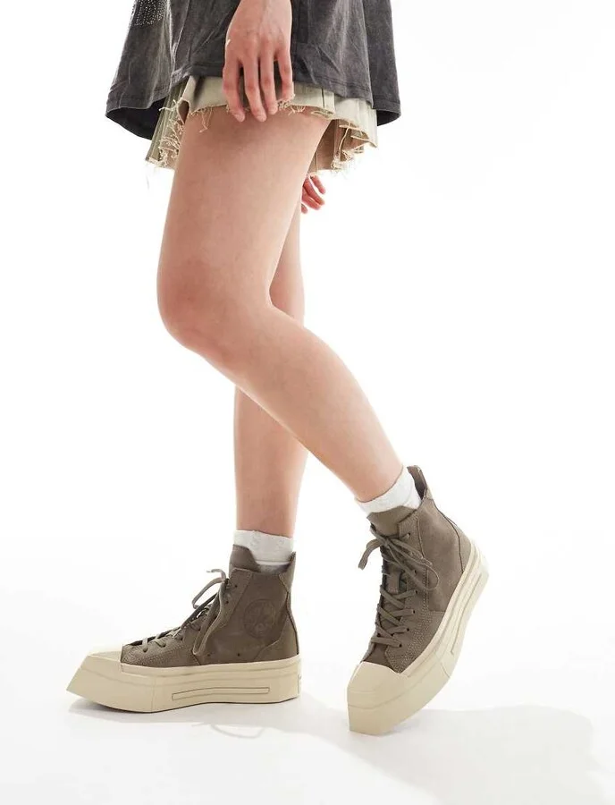 Converse Chuck 70 De Luxe squared platform sneakers in brown - Image 4