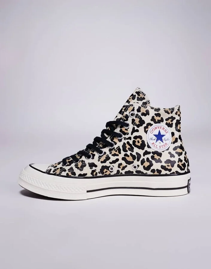 Converse Chuck 70 glow in the dark sneakers in leopard print - Image 2