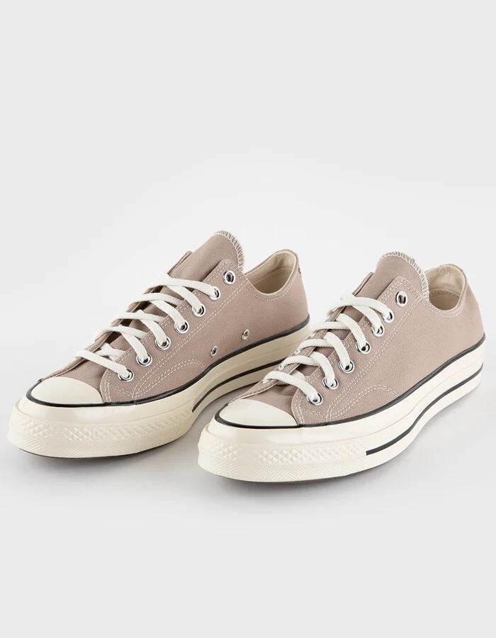 CONVERSE Chuck 70 Low Top Shoes - Image 2