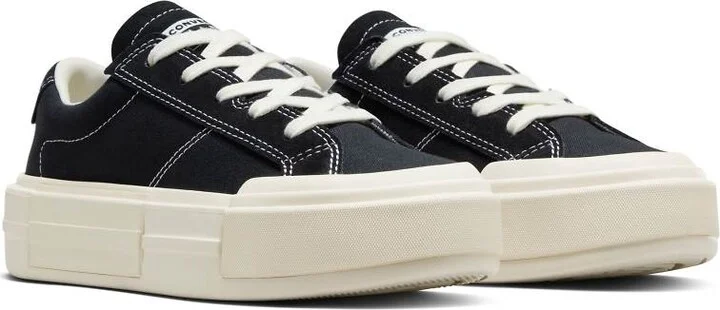 Converse Chuck Taylor All Star Cruise sneakers in black and white - Image 2